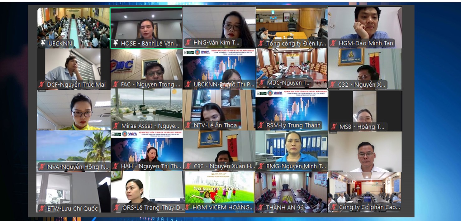 C&aacute;c đại biểu tham dự Hội nghị tại c&aacute;c điểm cầu