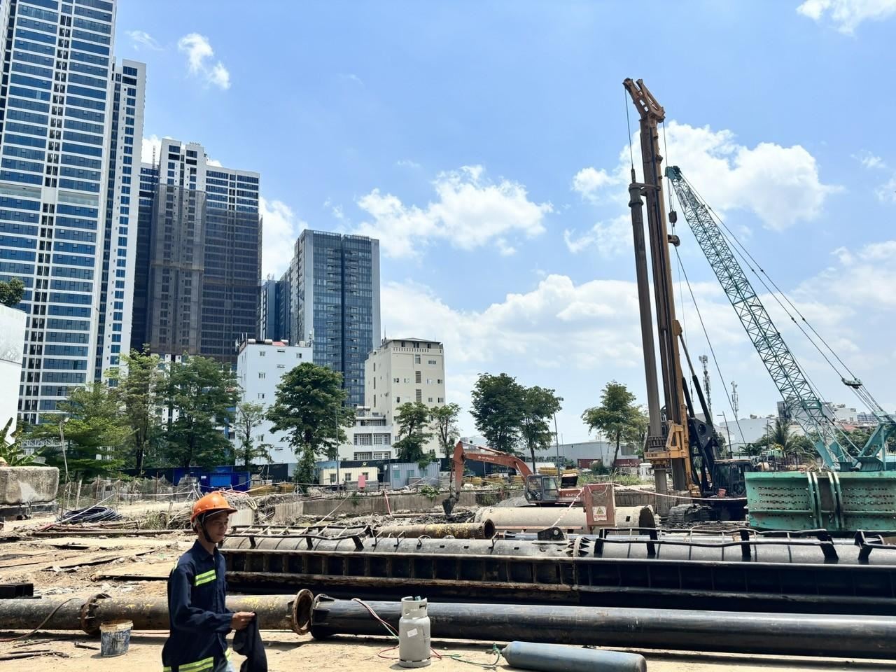 Real Estate Surpasses Banks to Lead Corporate Bond Issuance