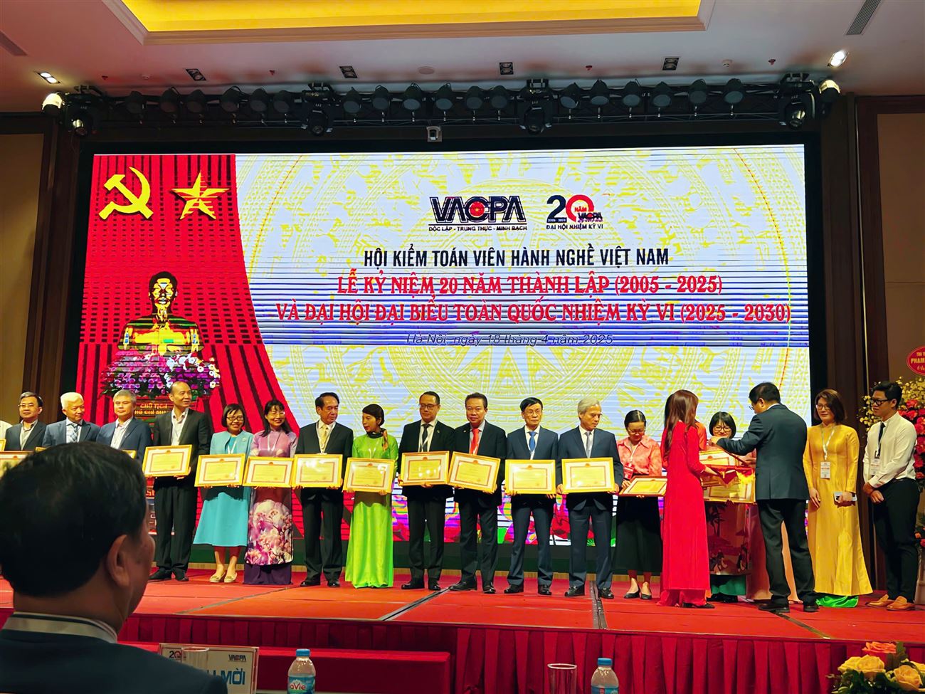CPA VIETNAM tham dự lễ kỷ niệm 20 năm thành lập VACPA và Đại hội Đại biểu toàn quốc nhiệm kỳ VI
