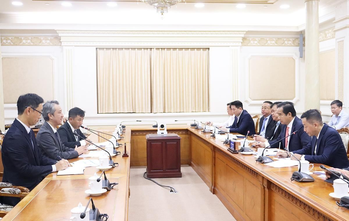 TP. Hồ Chí Minh hấp dẫn dòng vốn ngoại: Nhiều tập đoàn lớn mở rộng đầu tư