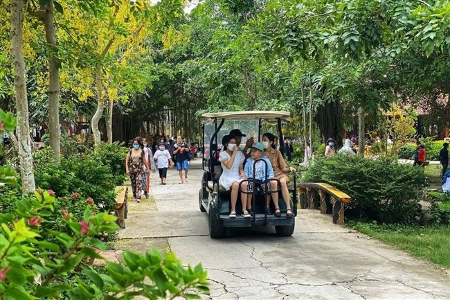 Du lịch nông thôn: Chuyển lợi thế bản địa thành giá trị kinh tế bền vững
