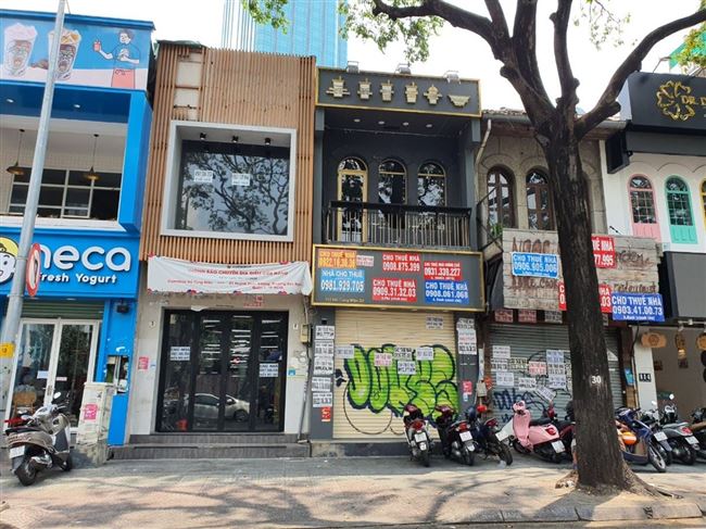 Tìm lối ra cho doanh nghiệp “chết lâm sàng”