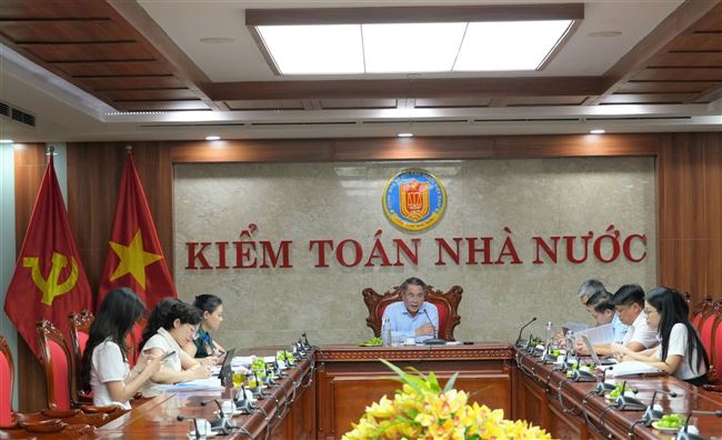 Thảo luận về phân cấp, ủy quyền đối với báo cáo kiểm toán
