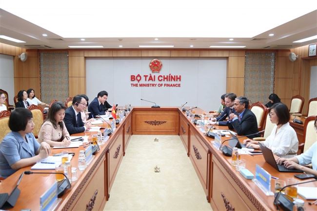 Bộ Tài chính và IMF trao đổi giải pháp ứng phó khủng hoảng năng lượng, duy trì ổn định kinh tế vĩ mô