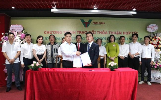 THỎA THUẬN HỢP TÁC GIỮA CPA VIETNAM VÀ TRƯỜNG ĐẠI HỌC TRƯNG VƯƠNG: ĐỊNH HƯỚNG NGHỀ NGHIỆP CHO SINH VIÊN